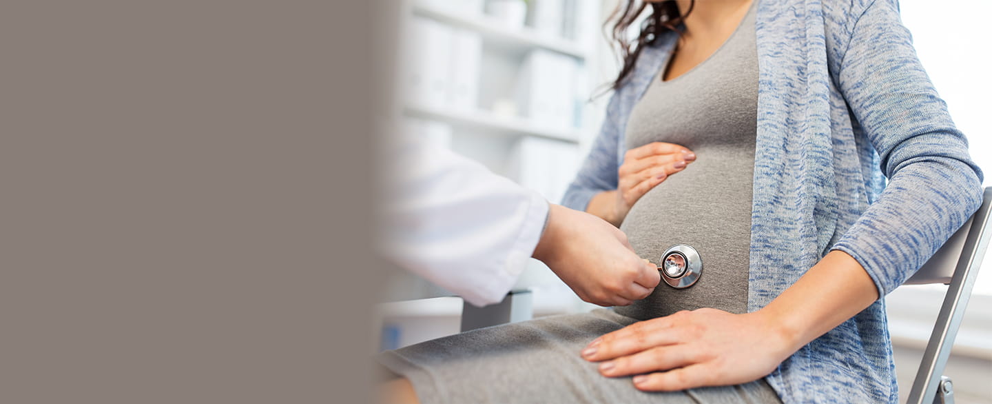 Pregnant woman at the doctor